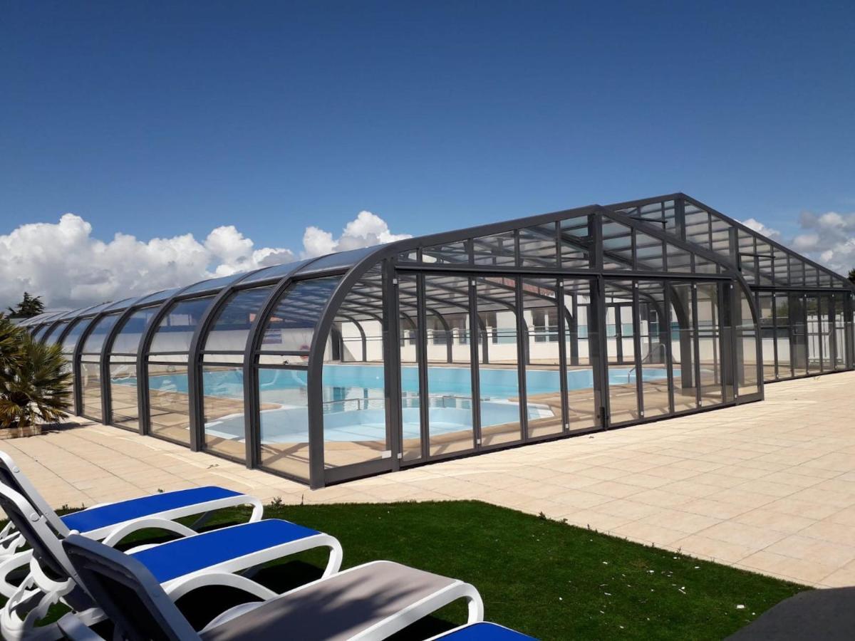Chalet Pour 6 Dans Un Domaine Avec Piscine Brétignolles-sur-Mer Buitenkant foto